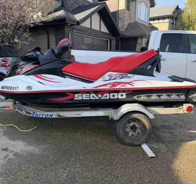 301 hours -Comes with training key as well as regular key that limits speed. -Always winterized, alw...