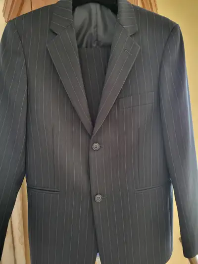 Boys/Youth Formal Suit - size 18, View more