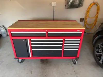 61” MILWAUKEE TOOL BOX, View more