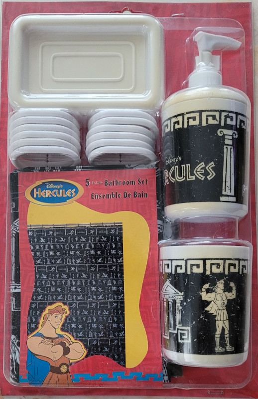 NEW Disney Hercules 5 Piece Bathroom set Ensemble Bain Douche dans Bain, table à langer  à Ville de Montréal