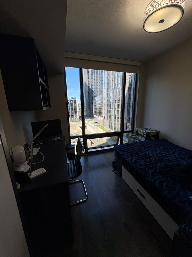 Furnished Room Sublet at ICON 330 near UW | Jan - Apr 2027 | Room ...