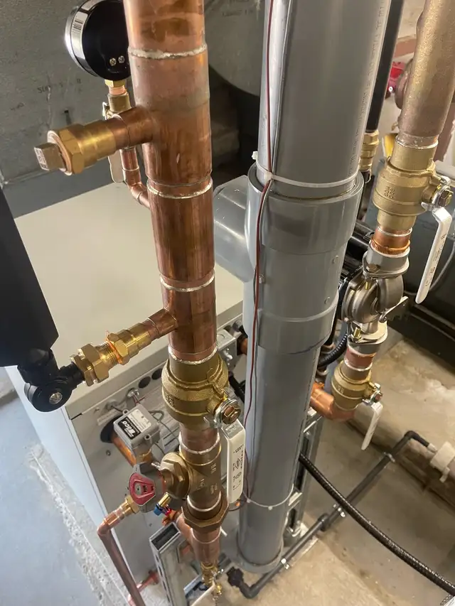 Licensed Commercial Plumber in Plumbing in Hamilton - Image 2