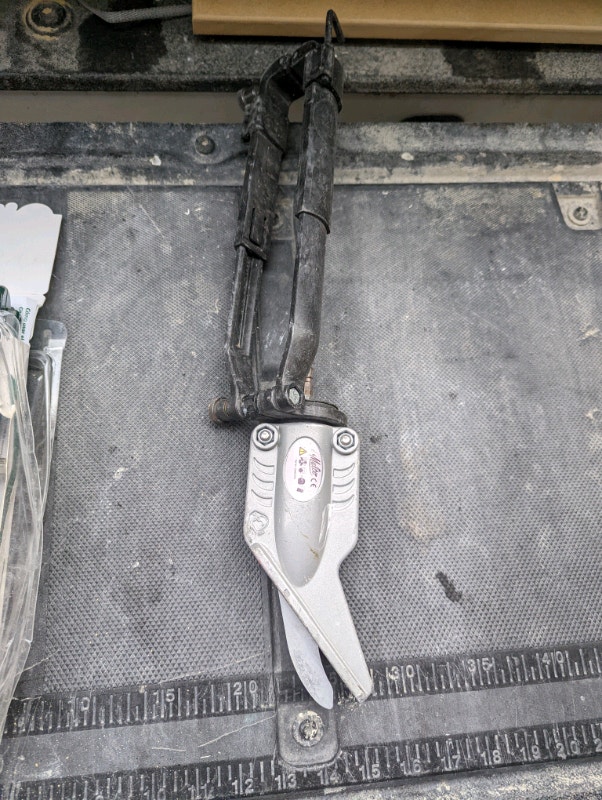 James Hardie shear Malco snapper and gecco clamps Hand Tools