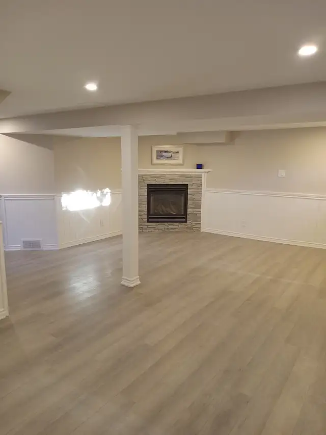 $1,400 — Newly updated 1br. basement apartment (Kanata)