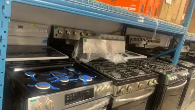 30" Gas Stoves Starting at $600 | Samsung • Frigidaire • Element, View more