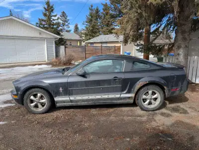 Runs but needs work Winter tires at 70% Summer tires have one season left OBO