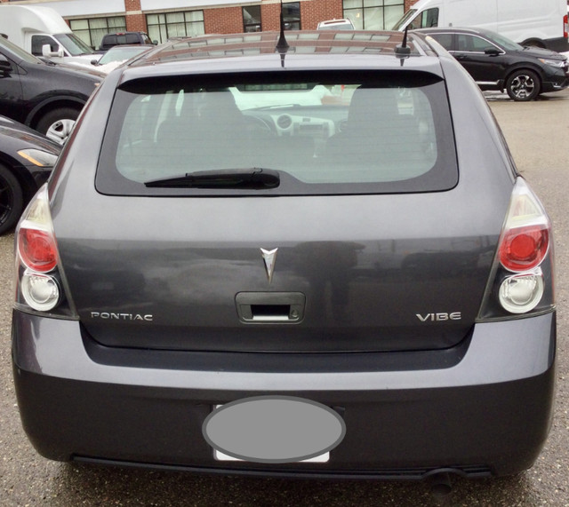 2010 PONTIAC VIBE (toyota matrix) GREY SERVICE HISTORY GAS SAVER in Cars & Trucks in City of Toronto - Image 3