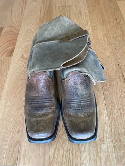 Ariat leather cowboy boots with sued upper US 7.5 style 10002317, View more