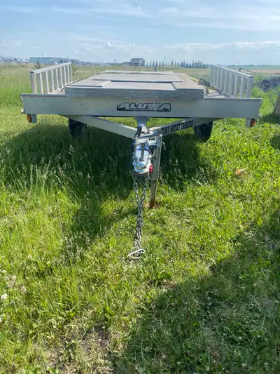 2011 Aluma utility trailer . Dimensions: 101 “ by 88,5 “. GAWR: 2200 lbs . I will sell just the trai...
