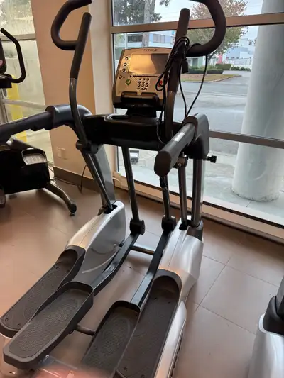 TRUE ES700 Elliptical, View more