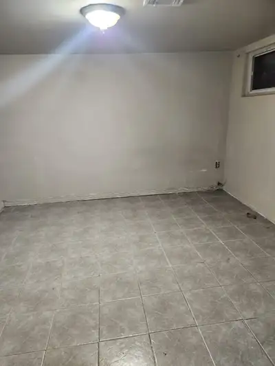 Room for rent in North York on Weston and Sheppard.