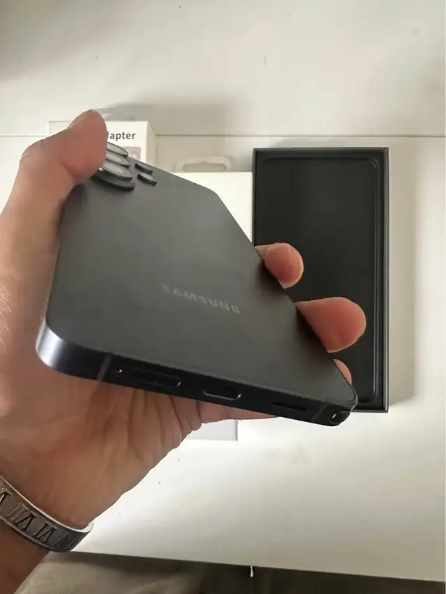 Samsung 26 Ultra 512 GB *Airdrop and Fast Charger & Delivery | Cell ...