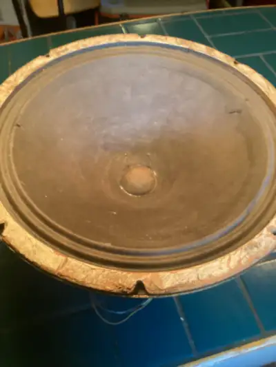 Speaker, Receiver and master amplifier complete with tubes..came out of a working trashcan but may n...