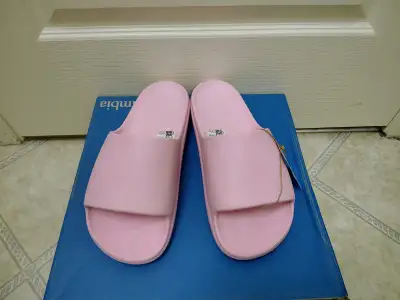 Adidas women's slides size 9 new, View more