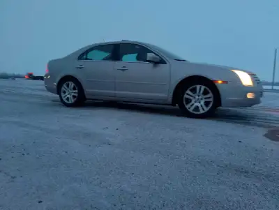2008 ford fusion with 256,000km with a V6 engine, automatic transmission, fully loaded- Sun roof, he...
