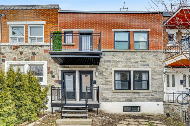 Double occupation / Duplex / +300k$ de travaux réalisés dans Maisons à vendre  à Ville de Montréal