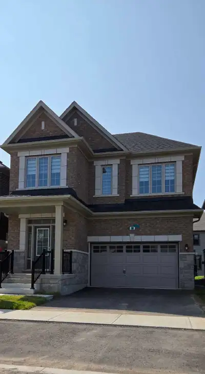 4 bed 4 bath, less than 2 year old detach home for rent in the beautiful town of Erin, Ontario. Spac...