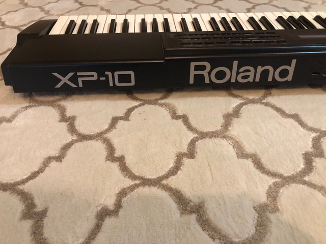 Roland Keyboard in Pianos & Keyboards in Markham / York Region - Image 2