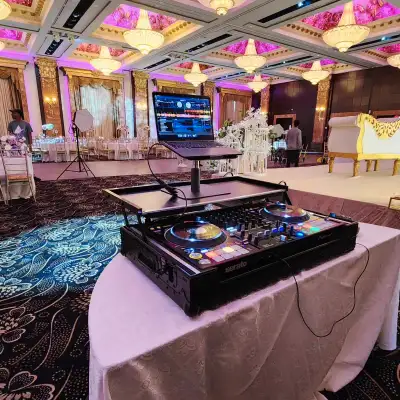5-Star DJ Services Across The GTA (Professional & Affordable)