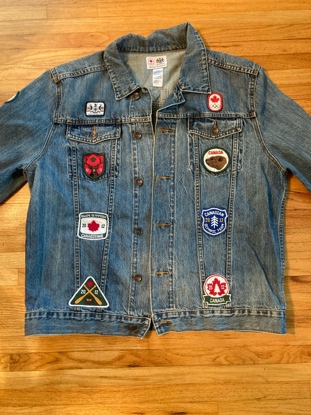 Hudson’s Bay Men’s Olympic Jean Jacket Size Large in Men's in Mississauga / Peel Region - Image 2