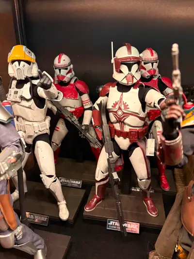 Hot Toys Star Wars: Clone Wars Coruscant Guards, View more