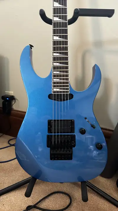 Ibanez rg565r new, View more