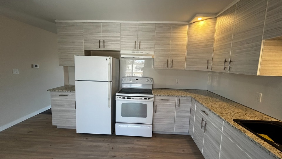 Silverwood Hts. Duplex, 306-880-7838 www.gsl.ca 3