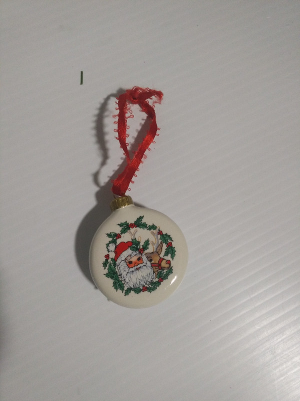 Christmas Ornament: Santa and Rudolph, plays music 1980s in Holiday, Event & Seasonal in Cambridge