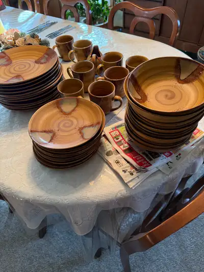 set of dishes 42 pieces, View more