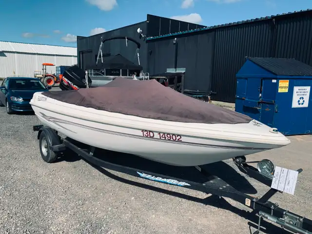 Bateau 1997 Glastron GS160 BowRider avec moteur Mercury 115 in Powerboats & Motorboats in Québec City - Image 6