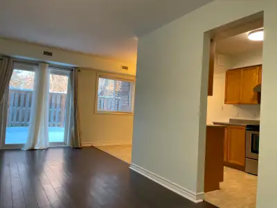 COBOURG 2 BEDROOM CONDO: CALL (905) 349 2400