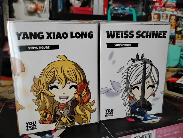 Figurines Youtooz RWBY Yang Xiao Long Weiss Schnee Figures in Arts & Collectibles in City of Montréal - Image 3