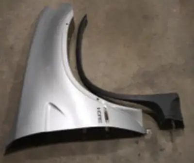 Silver 2005 BMW X5 Front Fender RIGHT/Passenger side. Fits 2003-2006 Bmw X5.no dents or rust., good...