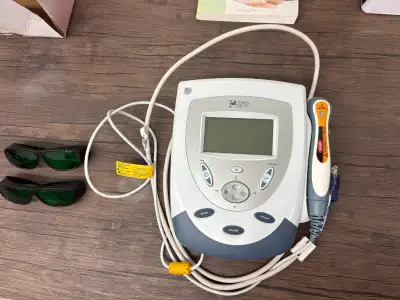 Laser thérapeutique classe 3B, View more