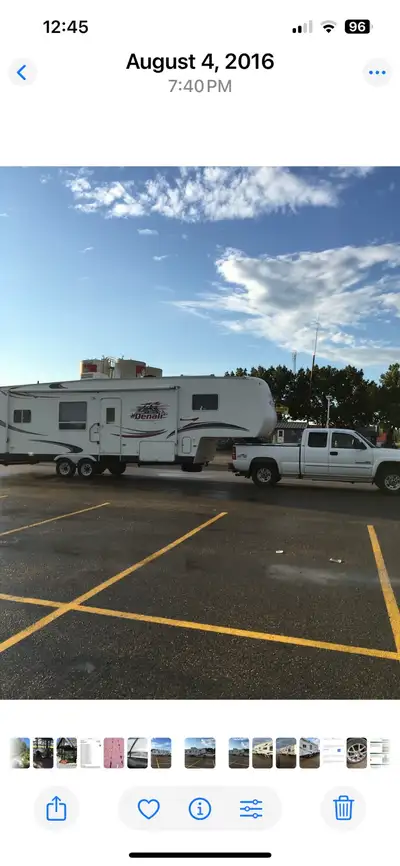 2006 34 ft 5th wheel camper with rear kitchen. Carpets replaced. 2 recliners and dining room chairs...
