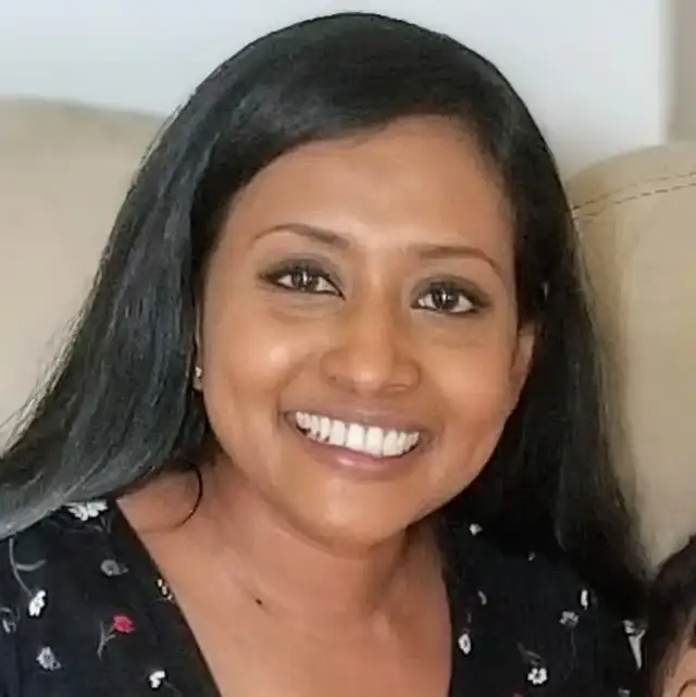 Female Math, Physics and Engineering Tutor65745638874755120