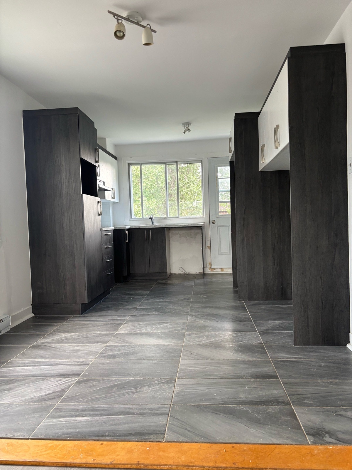 5 1/2 Appartment for rent — photo 2