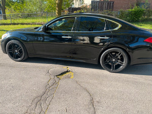 2012 Infiniti M37x -