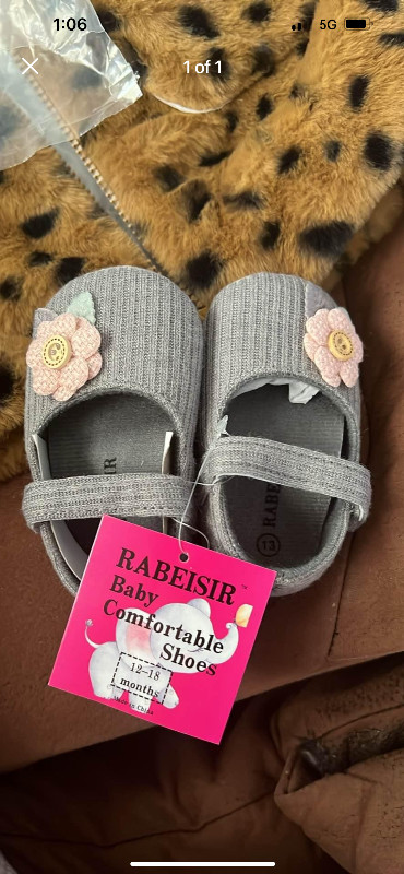Baby girl shoe for 1 year old in Clothing - 9-12 Months in Regina