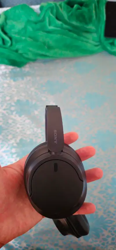 Sony WH-CH720N Noise-Canceling Headphones (Free Delivery!!!), View more