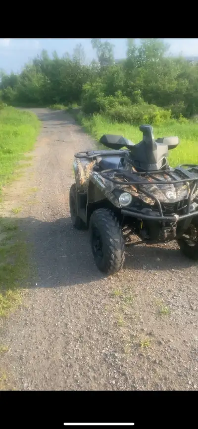 Selling my 2017 outlander 570 bike runs great everything works great power steering. Has a can am sn...