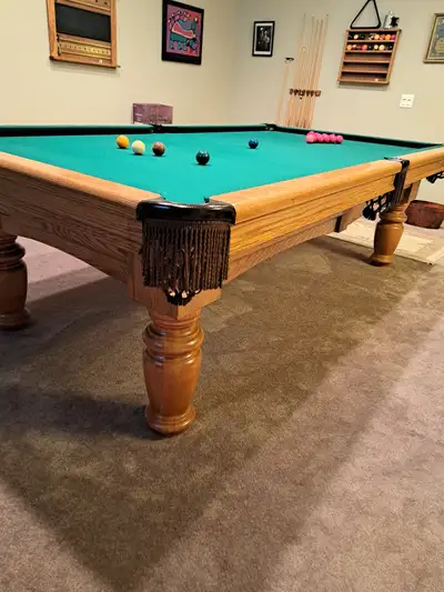 9 Ft. Dufferin Soli Oak Poll Table, View more