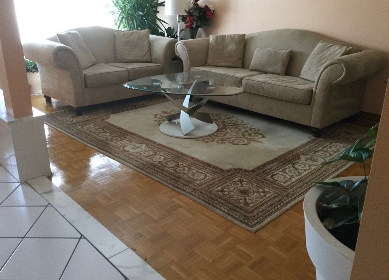 5 and Half Main Floor Duplex For Rent — photo 3