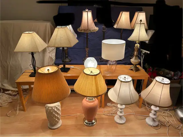 Floor lamp standing floor lamp stands 5 feet high + more in Indoor Lighting & Fans in Oakville / Halton Region - Image 2