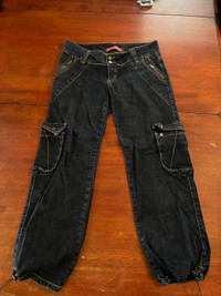 Low rise cargo jeans