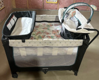 Portable baby bed