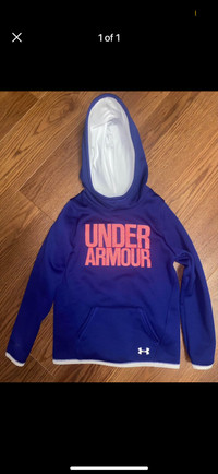 Boys Under Armour fleece lined sweater 