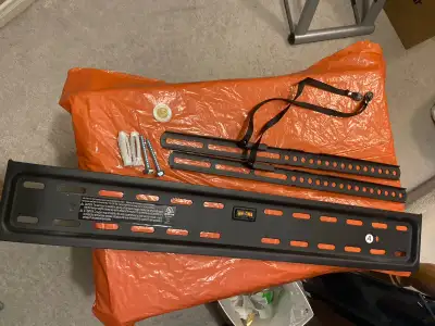 TV Wall Mount max load weight 120 Ibs