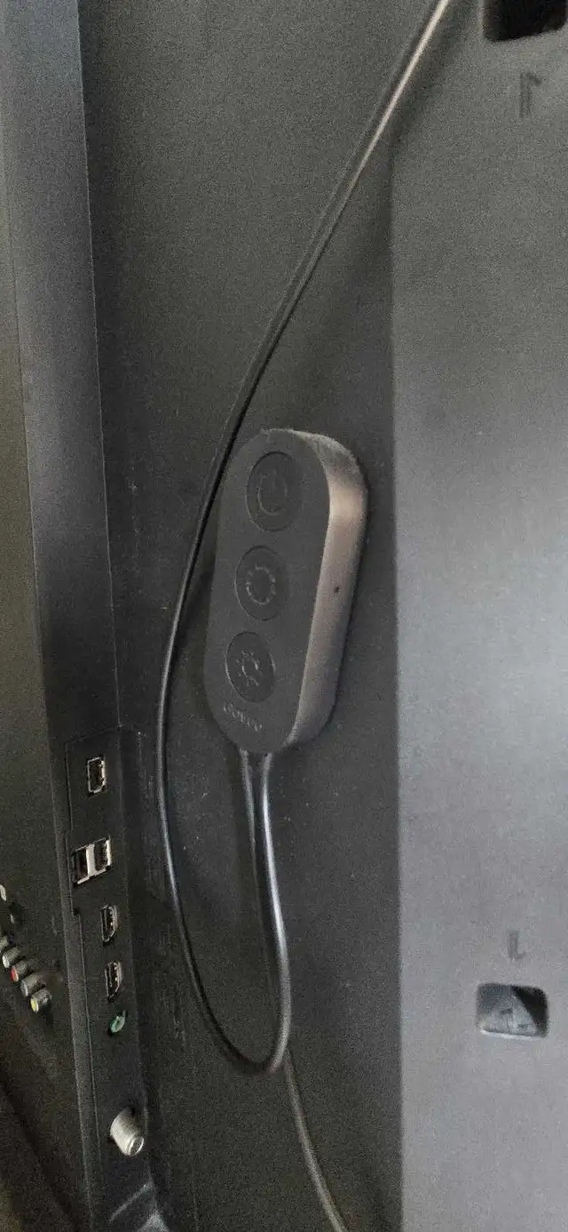 Sony 70X690E 70 inch in TVs in City of Montréal - Image 3