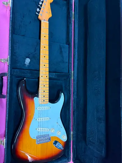 Fender Japanese strat 58 reissue with hard case excellent condit, View more